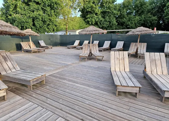 Grand Mobile Home Dans Camping